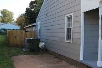 1114 Stevens Ave NE in Huntsville, AL - Building Photo - Building Photo
