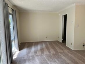 243 Boardwalk Ave in San Bruno, CA - Building Photo - Building Photo