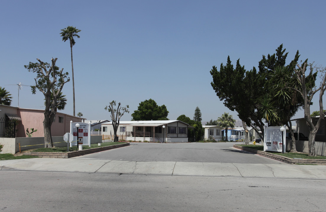 5190 Mission Blvd in Jurupa Valley, CA - Building Photo