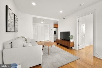 1417 Newton St NW in Washington, DC - Building Photo - Building Photo