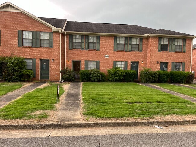 1409 Brookline Ave SW in Decatur, AL - Building Photo - Building Photo