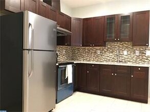 1708 Mifflin St, Unit 1 in Philadelphia, PA - Building Photo - Building Photo