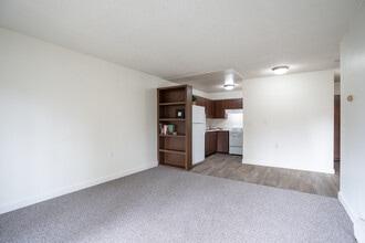 Victoria Gardens in Fremont, CA - Foto de edificio - Interior Photo