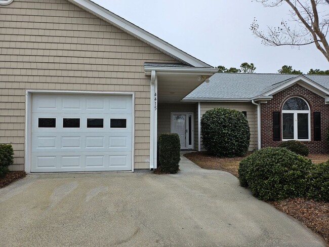 4415 Willow Moss Way in Southport, NC - Building Photo - Building Photo