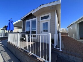 2206 S Ellsworth Rd in Mesa, AZ - Building Photo - Building Photo