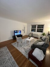 2053 N Woodstock St in Arlington, VA - Foto de edificio - Building Photo