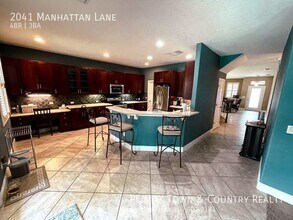2041 Manhattan Ln in Casselberry, FL - Building Photo - Building Photo