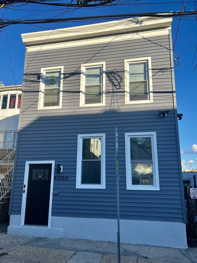 property at 6006 Jefferson St