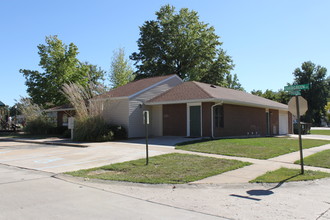 Hidden Valley Apartments in Wentzville, MO - Building Photo - Building Photo