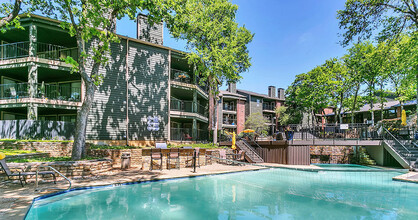 Wood Hollow in Euless, TX - Building Photo - Building Photo