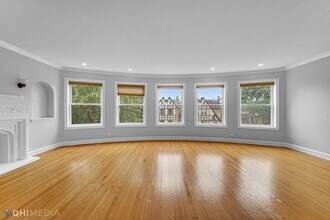 6144 N Washtenaw Ave in Chicago, IL - Building Photo - Building Photo