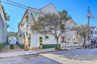 38 Bogard St in Charleston, SC - Building Photo - Building Photo