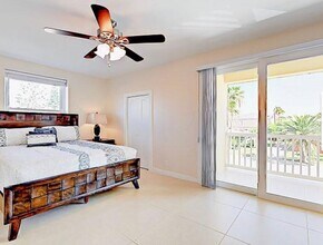 110 E Amberjack St, Unit San Francisco Condos in South Padre Island, TX - Building Photo - Building Photo