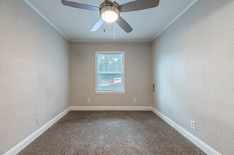 University Oaks in Athens, GA - Foto de edificio - Interior Photo