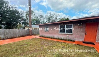 1710 Central Ave in Sarasota, FL - Building Photo