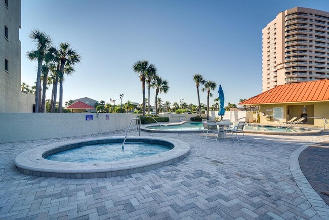 1290 Gulf Blvd, Unit SI ID1385723P in Clearwater, FL - Foto de edificio - Building Photo