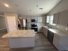 177 Landry Ln in Georgetown, KY - Building Photo - Building Photo