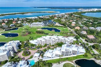 828 Hideaway Cir E in Marco Island, FL - Building Photo - Building Photo