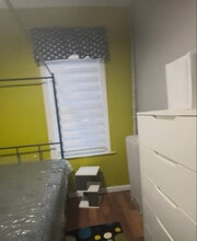 228 Bayview Ave in Jersey City, NJ - Foto de edificio - Building Photo