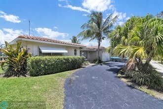 1421 SE 14th Ct in Deerfield Beach, FL - Building Photo - Building Photo