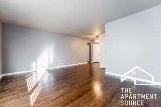 7427 N Winchester Ave in Chicago, IL - Building Photo - Building Photo