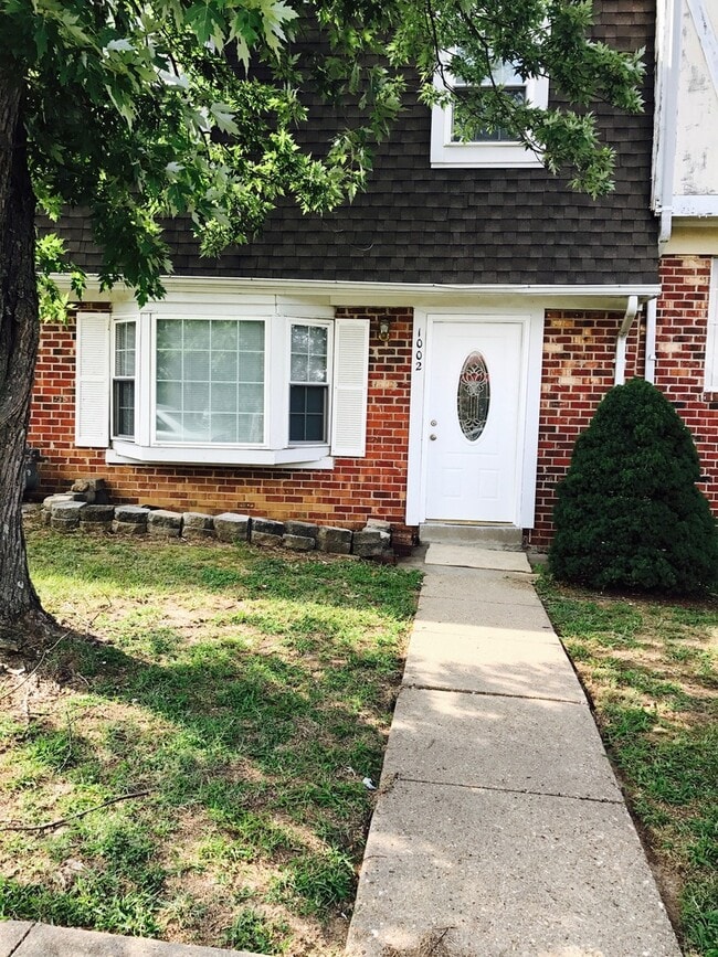 property at 1002 James Madison Cir