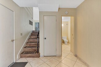 1184 S Westlake Blvd in Westlake Village, CA - Building Photo - Building Photo