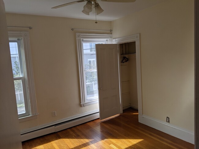 60 Walden St, Unit 1 in Cambridge, MA - Building Photo - Building Photo