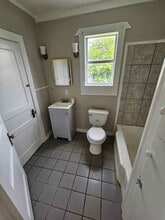 209 S Walnut Ave, Unit B in Demopolis, AL - Building Photo - Building Photo