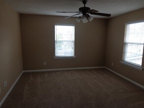 13613 Coram Pl in Charlotte, NC - Foto de edificio - Building Photo