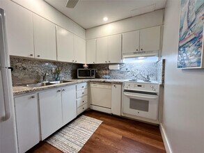 6239 Bay Club Dr in Fort Lauderdale, FL - Building Photo - Building Photo