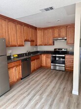 Santa Maria Apartments in Pleasanton, CA - Building Photo - Building Photo