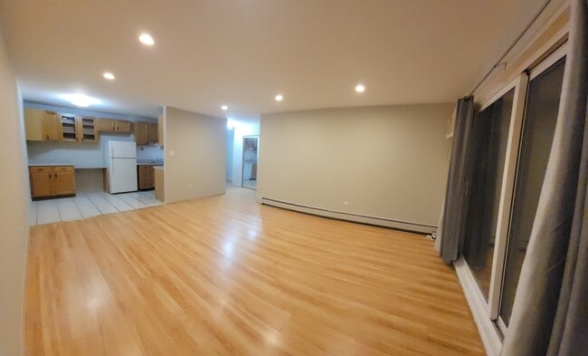 8901 N Western Ave in Des Plaines, IL - Building Photo - Building Photo