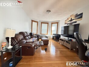494 Washington St, Unit 2 in Boston, MA - Building Photo - Building Photo