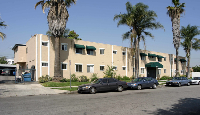 6717 Satsuma Ave in North Hollywood, CA - Building Photo - Building Photo