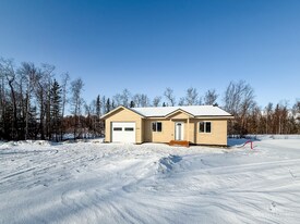 7293 E Aspen Ridge Rd in Wasilla, AK - Building Photo