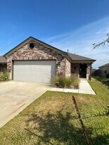 323 Cumberland Forest Dr in Magnolia, TX - Building Photo