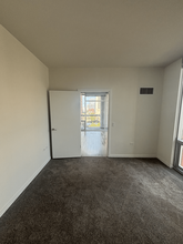 851 N La Salle Dr, Unit 3204 in Chicago, IL - Building Photo - Building Photo