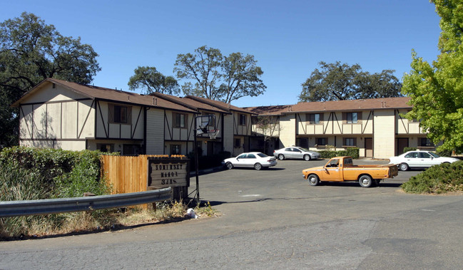 Cimmarron Townhomes in Cameron Park, CA - Building Photo - Building Photo