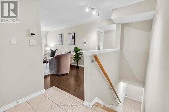 669A Warden Ave. in Toronto, ON - Building Photo - Building Photo