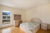 109 King St E photo'