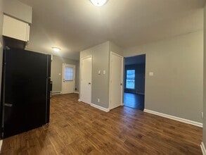 1921 Chris Dr in Lexington, KY - Building Photo - Building Photo