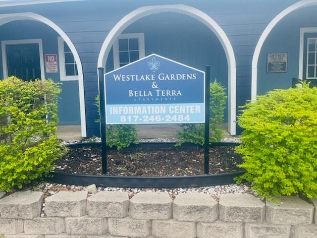 Westlake Gardens & Bella Terra Apartments