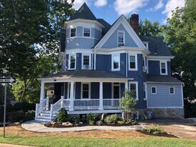 400 Bethlehem Pike, Unit 2 in Erdenheim, PA - Building Photo