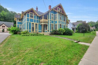 46 Highland Terrace in Stafford, CT - Building Photo - Building Photo