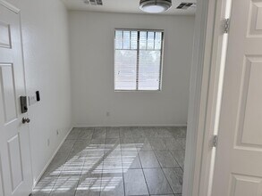 7706 S 24th Dr in Phoenix, AZ - Building Photo - Building Photo