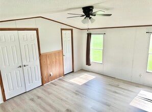 15607 Atwood Ln in Crosby, TX - Building Photo - Building Photo