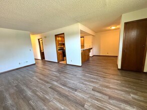 120 E Canton St in Broken Arrow, OK - Building Photo - Building Photo