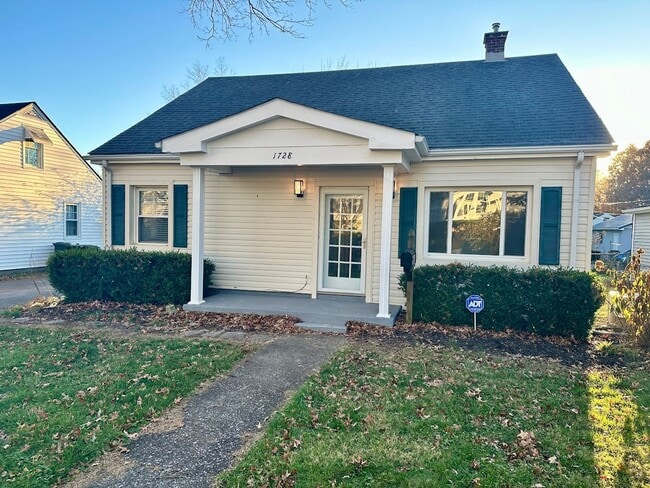 property at 1728 Courtney Ave