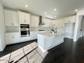 106 Woolley Ct in Ocean Township, NJ - Building Photo - Building Photo